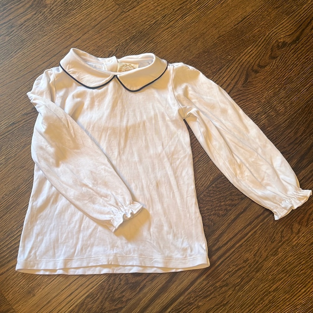 TBBC white cotton blouse with navy piping. Size 6.